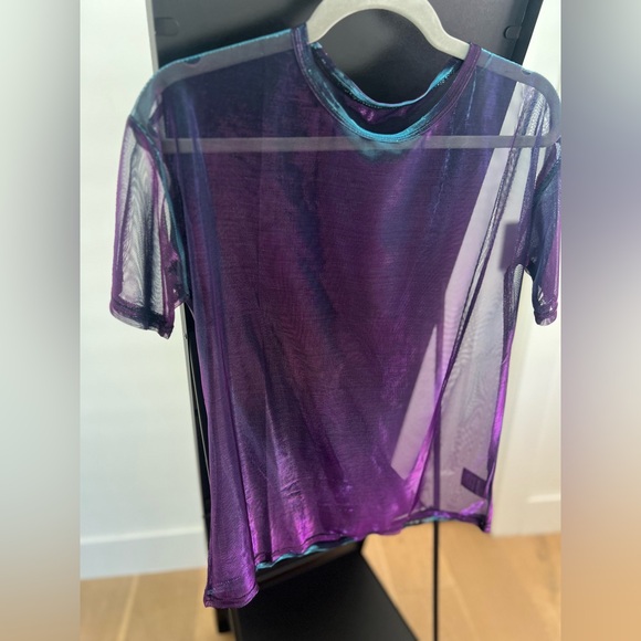 Metallic Shimmer See-through Short Sleeve Shirt Blouse (Medium) - Picture 5 of 6